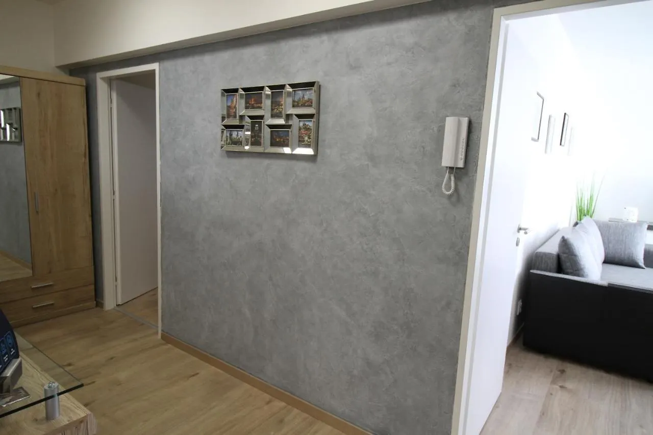 G Support Apartment 프라하 0*,